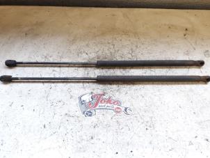 Used Rear gas strut, left Ford Focus C-Max 1.6 TDCi 16V Price on request offered by Autodemontage Joko B.V.