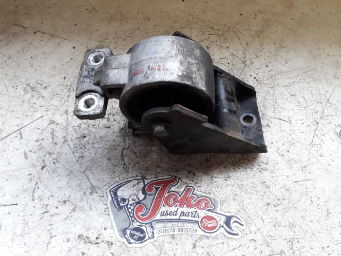 Usagé Support moteur Kia Rio II (DE) 1.4 16V Prix sur demande proposé par Autodemontage Joko B.V.
