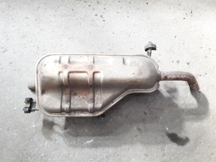 Gebrauchte Auspuff Enddämpfer Kia Rio II (DE) 1.4 16V Preis auf Anfrage angeboten von Autodemontage Joko B.V.