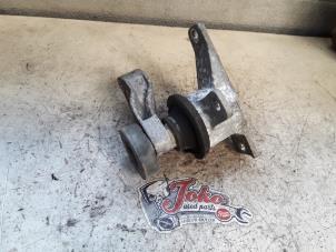 Used Engine mount Smart Forfour (454) 1.5 16V Price on request offered by Autodemontage Joko B.V.