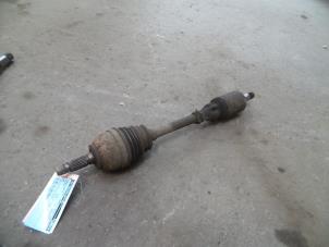 Used Front drive shaft, left Peugeot 106 II 1.6 GTi 16V Price on request offered by Autodemontage Joko B.V.