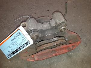 Used Rear brake calliper, left Peugeot 106 II 1.6 GTi 16V Price on request offered by Autodemontage Joko B.V.