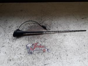 Used Antenna Volkswagen Fox (5Z) 1.2 Price on request offered by Autodemontage Joko B.V.