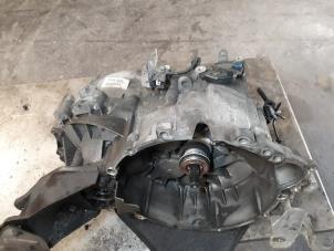 Gebrauchte Getriebe Volvo S40 (VS) 2.0 16V Preis auf Anfrage angeboten von Autodemontage Joko B.V.