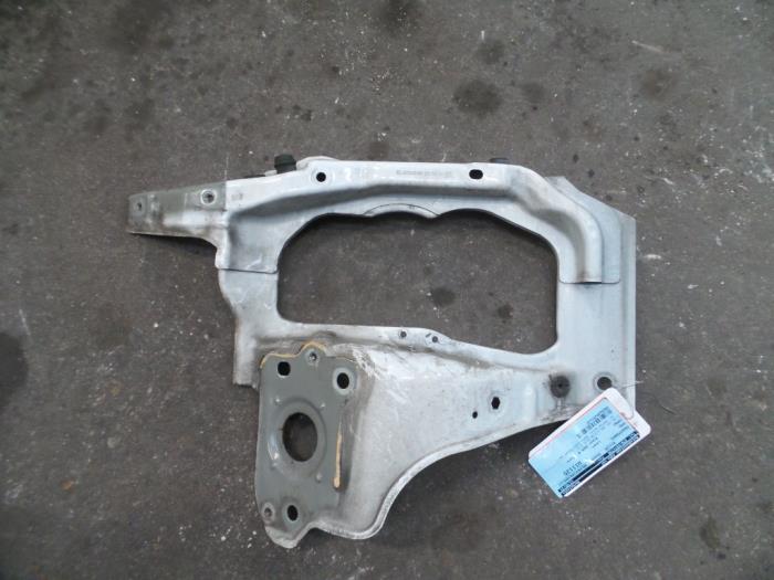 Front panel from a Opel Combo (Corsa C) 1.3 CDTI 16V 2006