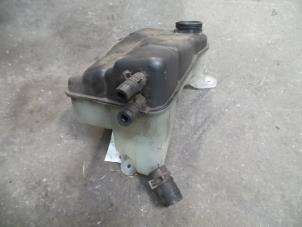 Used Expansion vessel Ford Mondeo III Wagon 1.8 16V Price on request offered by Autodemontage Joko B.V.