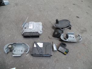 Used Set of cylinder locks (complete) Opel Combo (Corsa C) 1.3 CDTI 16V Price on request offered by Autodemontage Joko B.V.