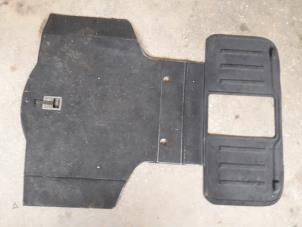 Used Boot mat Alfa Romeo 159 (939AX) 1.9 JTS 16V Price on request offered by Autodemontage Joko B.V.