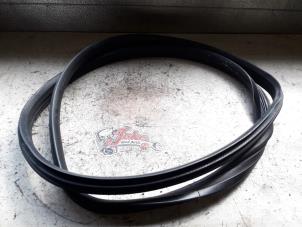 Used Rear door seal 4-door, right Alfa Romeo 159 (939AX) 1.9 JTS 16V Price on request offered by Autodemontage Joko B.V.