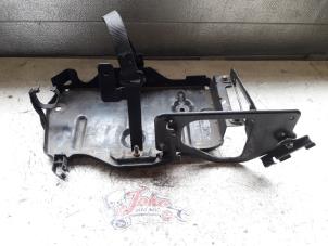 Used Battery box Alfa Romeo 159 (939AX) 1.9 JTS 16V Price on request offered by Autodemontage Joko B.V.