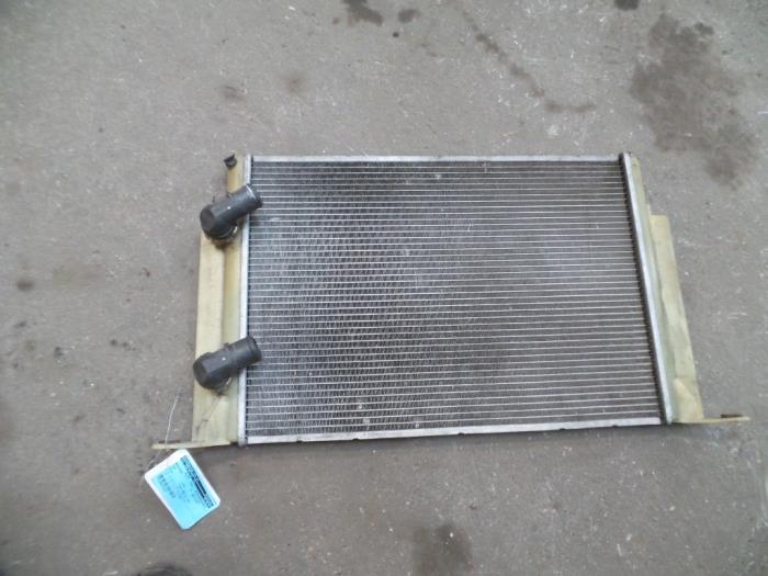 Used Radiator Fiat Stilo MW (192C) 1.8 16V Price on request offered by Autodemontage Joko B.V.
