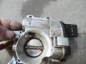 Used Throttle body Renault Clio II (BB/CB) 1.2 16V Price on request offered by Autodemontage Joko B.V.