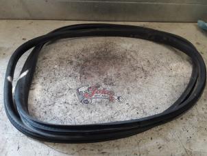 Used Rear door seal 4-door, right Renault Megane III Grandtour (KZ) 1.4 16V TCe 130 Price on request offered by Autodemontage Joko B.V.
