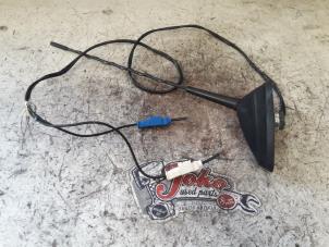 Used Antenna Renault Megane III Grandtour (KZ) 1.4 16V TCe 130 Price on request offered by Autodemontage Joko B.V.