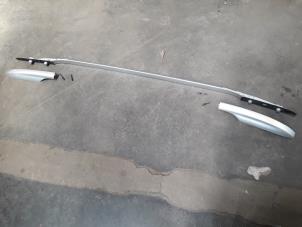 Used Roof rail, right Renault Megane III Grandtour (KZ) 1.4 16V TCe 130 Price on request offered by Autodemontage Joko B.V.