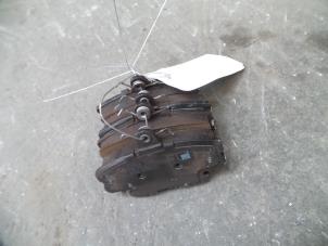 Used Front brake pad Renault Twingo II (CN) 1.2 16V Price on request offered by Autodemontage Joko B.V.