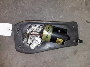 Used Front wiper motor Peugeot Partner 1.8 D Price on request offered by Autodemontage Joko B.V.