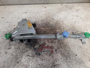 Used Rear door window mechanism 4-door, right Saab 9-5 Estate (YS3E) 1.9 TiD 16V Price on request offered by Autodemontage Joko B.V.