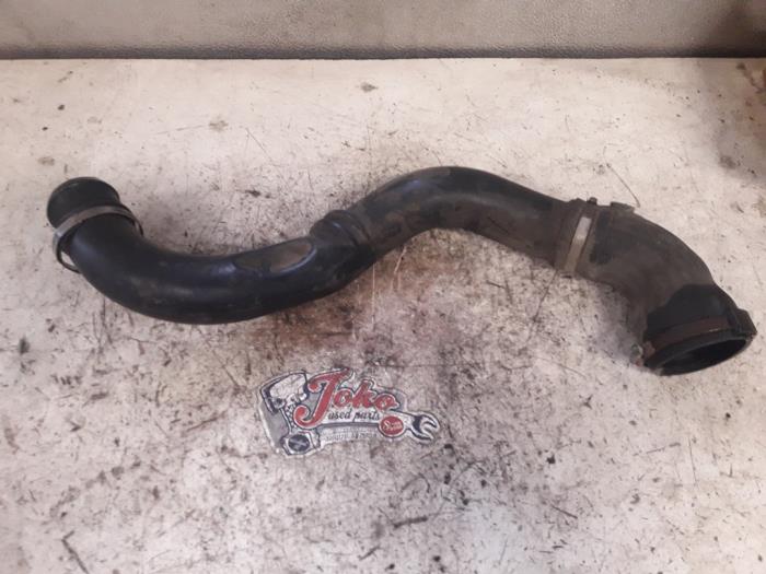 Gebrauchte Intercooler Rohr Saab 9-5 Estate (YS3E) 1.9 TiD 16V Preis auf Anfrage angeboten von Autodemontage Joko B.V.