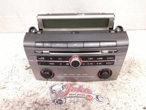 Gebrauchte Radio CD Spieler Mazda 3 Sport (BK14) 1.3i 16V Preis auf Anfrage angeboten von Autodemontage Joko B.V.