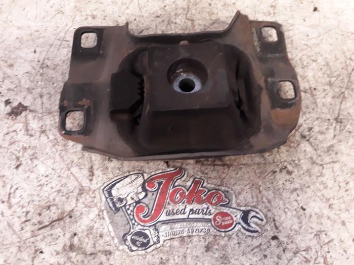 Usagé Support boîte de vitesses Mazda 3 Sport (BK) 1.3i 16V Prix sur demande proposé par Autodemontage Joko B.V.