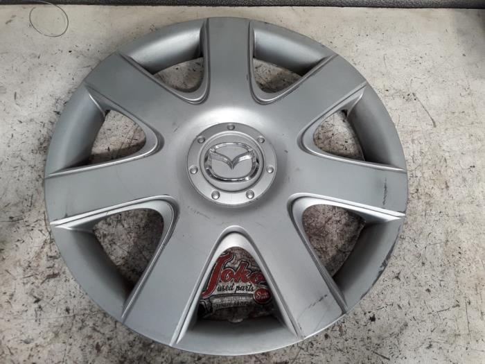 Używane Kolpak Mazda 3 Sport (BK) 1.3i 16V Cena na żądanie oferowane przez Autodemontage Joko B.V.