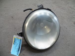 Used Headlight, left Volkswagen Lupo (6X1) 1.0 MPi 50 Price on request offered by Autodemontage Joko B.V.