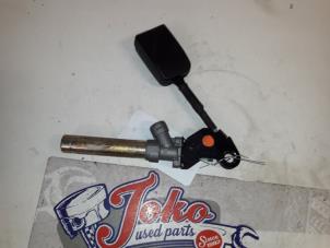 Used Seatbelt tensioner, right Citroen Saxo 1.1i X,SX Price on request offered by Autodemontage Joko B.V.