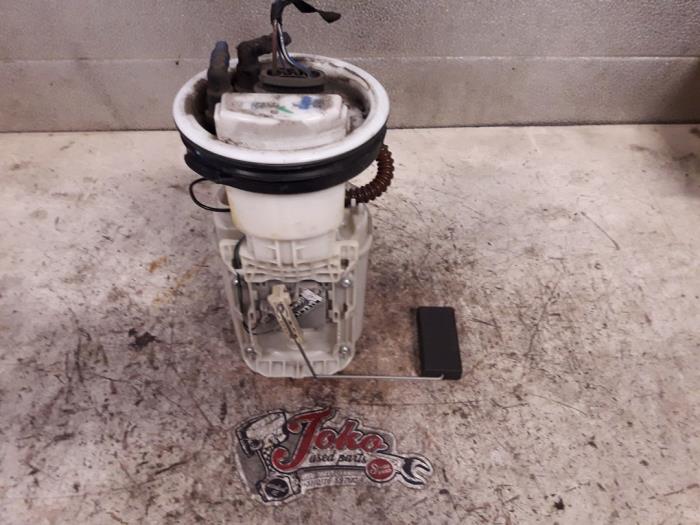 Used Electric fuel pump Volkswagen Polo IV (9N1/2/3) 1.2 12V Price on request offered by Autodemontage Joko B.V.