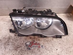 Used Headlight, right BMW 3 serie (E46/4) 316i Price on request offered by Autodemontage Joko B.V.