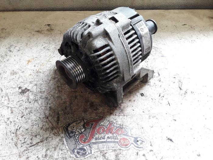 Begagnade Dynamo BMW 3 serie (E46/4) 316i Pris på förfrågan erbjuds av Autodemontage Joko B.V.