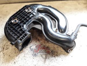 Used Intake manifold BMW 3 serie (E46/4) 316i Price on request offered by Autodemontage Joko B.V.