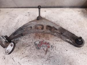 Used Front lower wishbone, right BMW 3 serie (E46/4) 316i Price on request offered by Autodemontage Joko B.V.