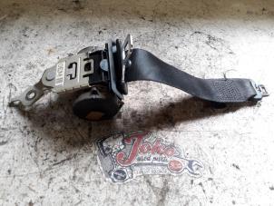 Used Rear seatbelt, centre BMW 3 serie (E46/4) 316i Price on request offered by Autodemontage Joko B.V.
