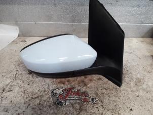 Used Wing mirror, right Volkswagen Up! (121) 1.0 12V 60 Price on request offered by Autodemontage Joko B.V.