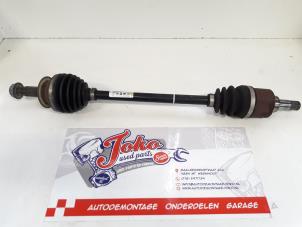 Used Front drive shaft, left Volkswagen Up! (121) 1.0 12V 60 Price on request offered by Autodemontage Joko B.V.