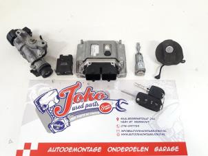 Usagé Kit serrure cylindre (complet) Volkswagen Up! (121) 1.0 12V 60 Prix sur demande proposé par Autodemontage Joko B.V.