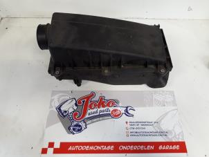 Usagé Boîtier filtre à air Ford Mondeo III Wagon 1.8 16V Prix sur demande proposé par Autodemontage Joko B.V.