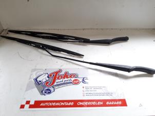 Used Front wiper arm Citroen Berlingo 1.9 D Price on request offered by Autodemontage Joko B.V.