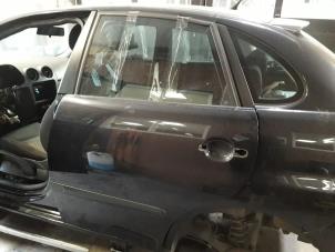 Used Rear door 4-door, left Seat Ibiza III (6L1) 1.2 12V Price on request offered by Autodemontage Joko B.V.