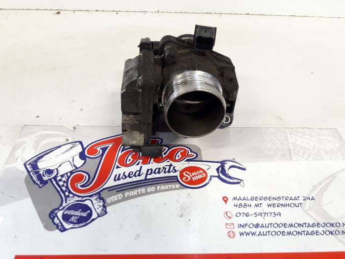 Throttle body from a Ford Focus 2 1.6 TDCi 16V 90 2010