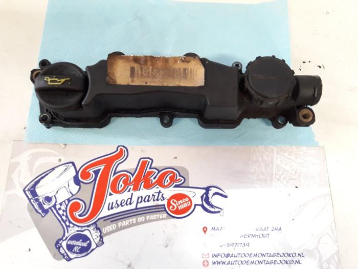 Usagé Couvercle soupapes Ford Focus 2 1.6 TDCi 16V 90 Prix sur demande proposé par Autodemontage Joko B.V.