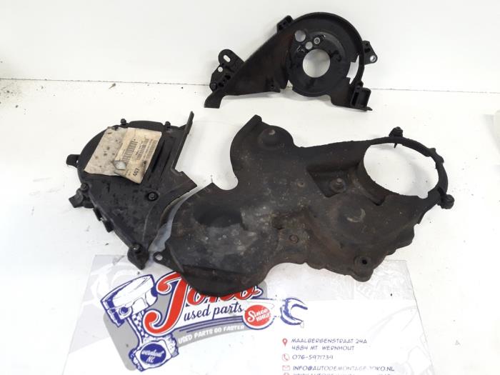 Usagé Couvercle de distribution Ford Focus 2 1.6 TDCi 16V 90 Prix sur demande proposé par Autodemontage Joko B.V.