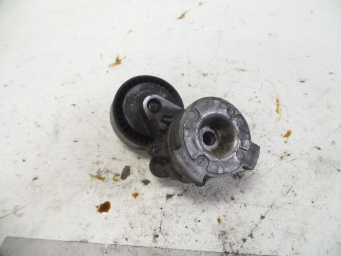 Drive belt tensioner from a BMW 3 serie (E46/4) 330i 24V 2004