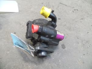 Used Power steering pump Fiat Doblo Cargo (223) 1.9 D Price on request offered by Autodemontage Joko B.V.