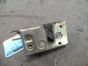 Used Door lock mechanism 2-door, left Ford Transit 2.5Di Price on request offered by Autodemontage Joko B.V.