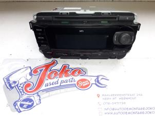 Used Radio CD player Seat Leon (1P1) 1.4 TSI 16V Price on request offered by Autodemontage Joko B.V.