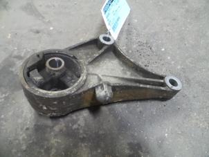 Used Engine mount Opel Astra Price on request offered by Autodemontage Joko B.V.