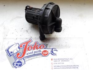 Used Pull air pump Volkswagen Golf IV Variant (1J5) 2.0 Price on request offered by Autodemontage Joko B.V.