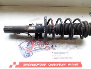 Used Front shock absorber rod, right Skoda Fabia II (5J) 1.2i Price on request offered by Autodemontage Joko B.V.